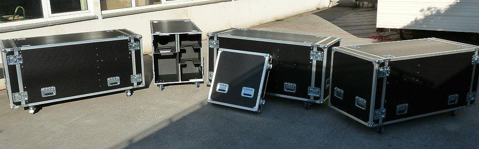 Custom Nebel-Flightcases - BAKU 2012 !